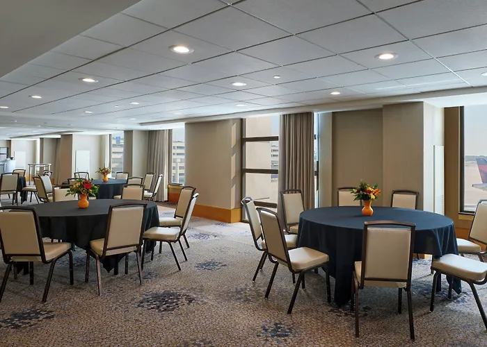 The Westin Detroit Metropolitan Airport